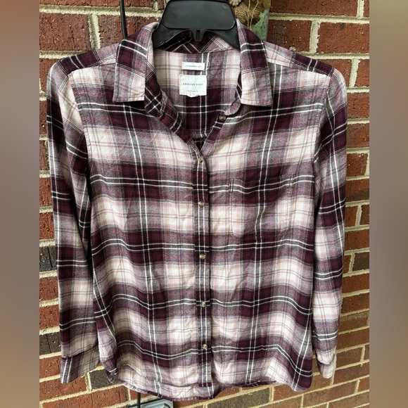 American Eagle Outfitters Tops - Women’s American Eagle button up soft plaid shirt L boyfriend fit western y2k